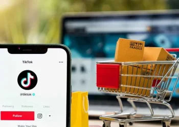 Pelajari cara jualan di TikTok untuk maksimalkan pendapatan bisnis.