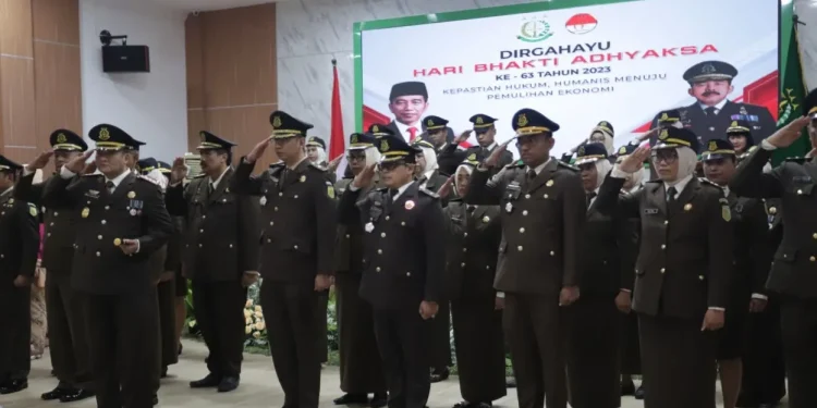 Peringatan Hari Bhakti Adhyakasa ke-63 di Kejari Kota Malang.