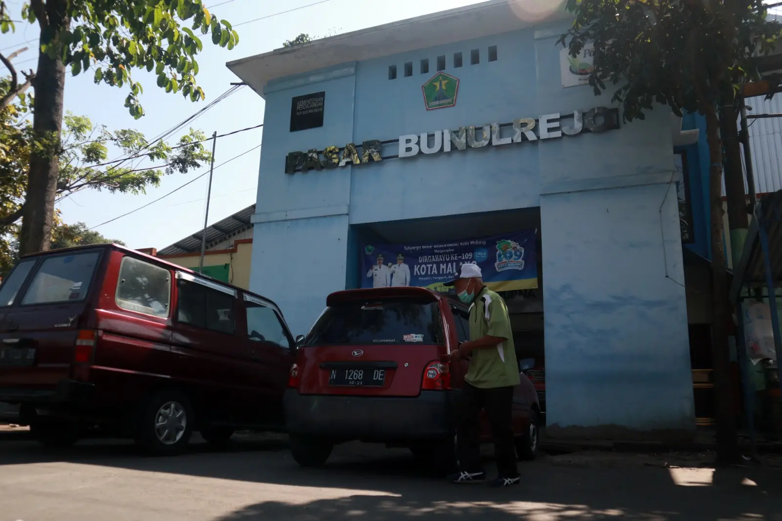 Suasana Pasar Bunulrejo. 