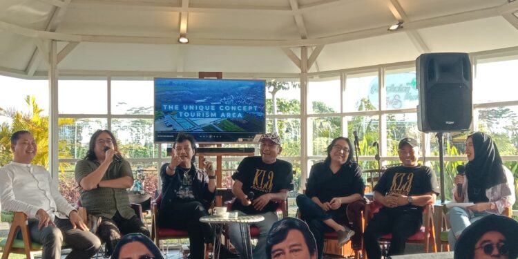 Personil KLa Project, Katon Bagaskara, Lilo dan Adi Adrian jelang konser di Malang.