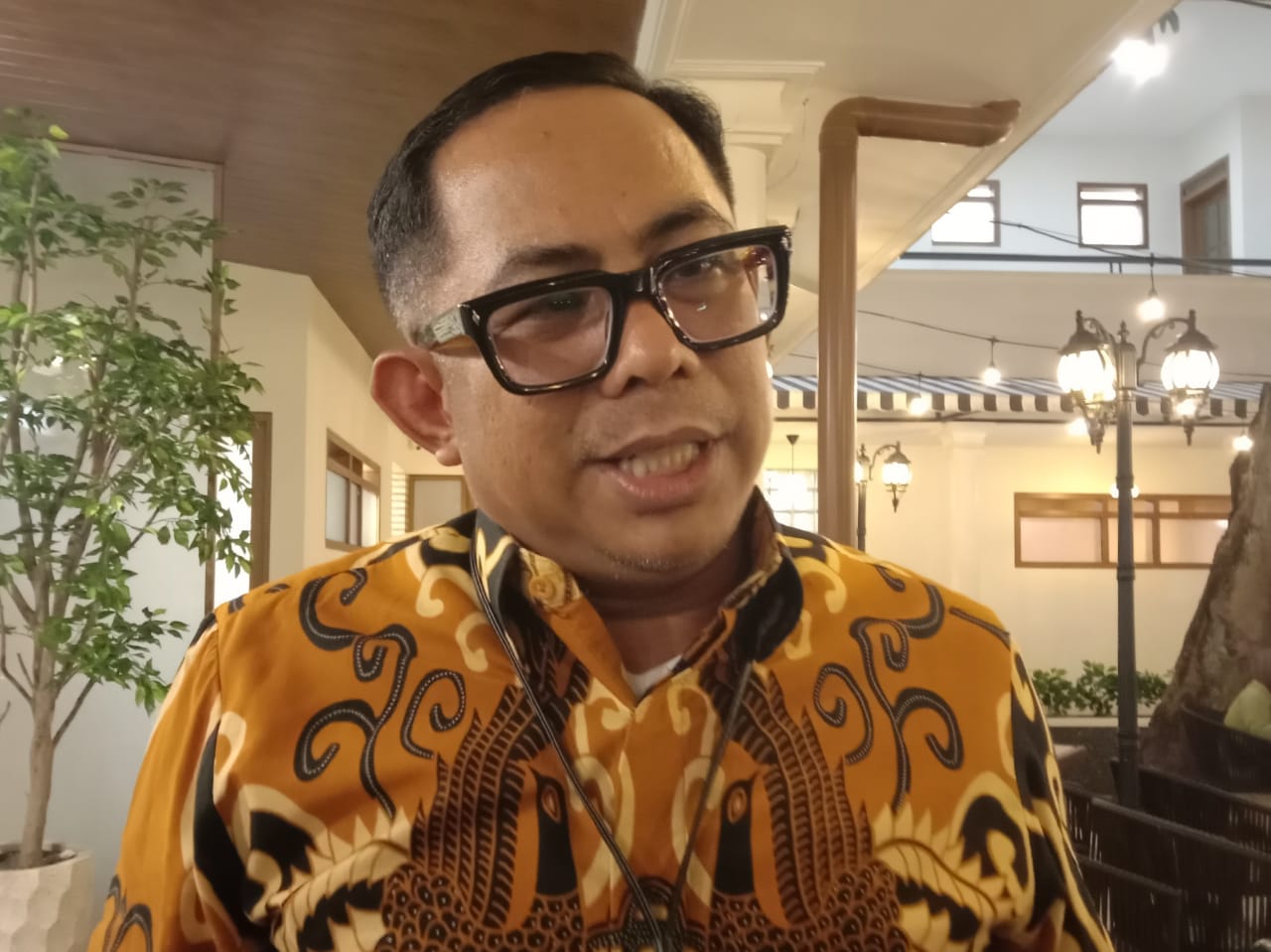 Kepala Ototitas Jasa Keuangan (OJK) Malang, Sugiarto Kasmuri