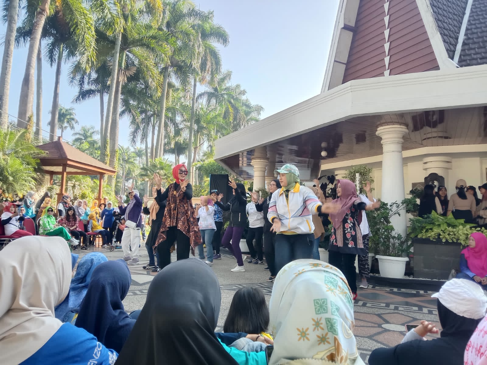 Suasana open house rumah dinas wali kota malang di Jalan Ijen, Kota Malang yang melibatkan UMKM