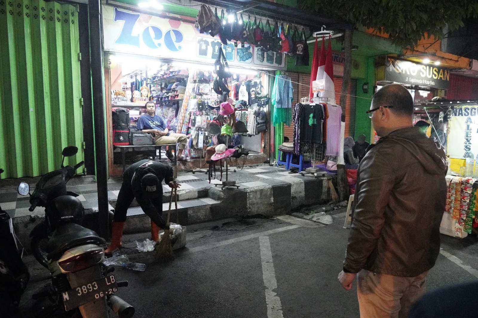 PJ Wali Kota Batu imbau Pedagang dan wisatawan jaga kebersihan bersama