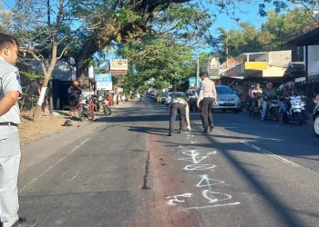 Salip Truk di Kota Batu, seorang pria tewas
