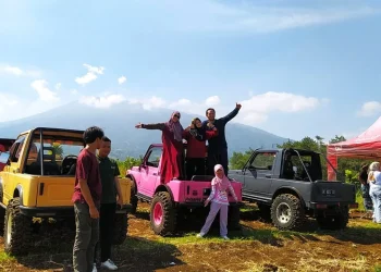 Opsi Baru Berwisata di Kota Batu, Offroad dengan Mobil Jeep Healing di Lereng Arjuna