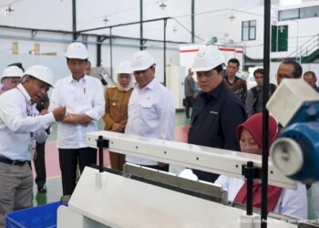 PResiden Jokowi kunjungi PT Pindad di Turen Malang