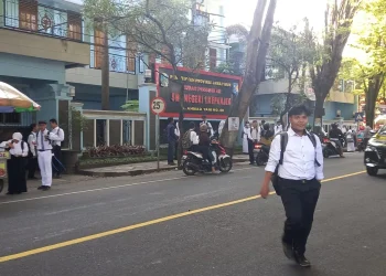 seragam sekolah di kabupaten malang
