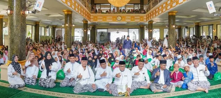 Santunan 1500 anak yatim Unisma di bulan Muharram