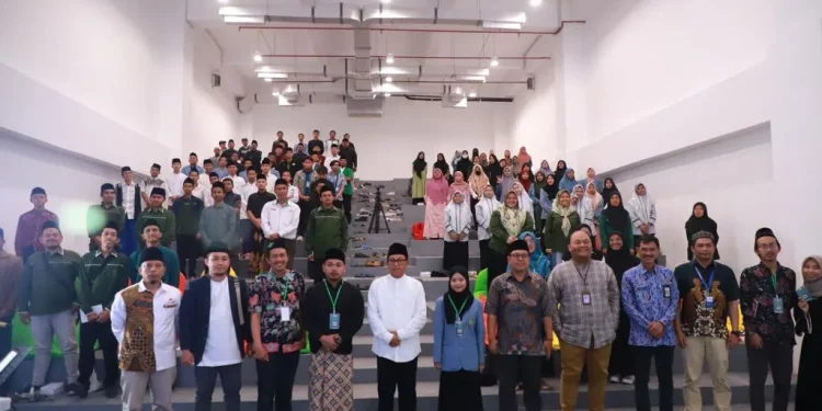 Wali kota Sutiaji buka workshop literasi digital.