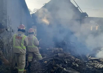 terbakar
