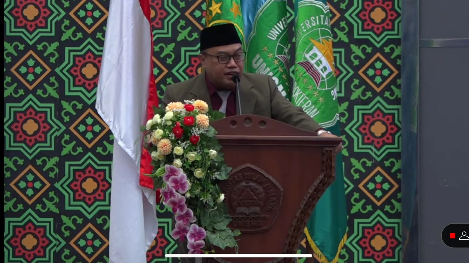 Wakil Rektor 1 Unisma Prof Junaidi. 