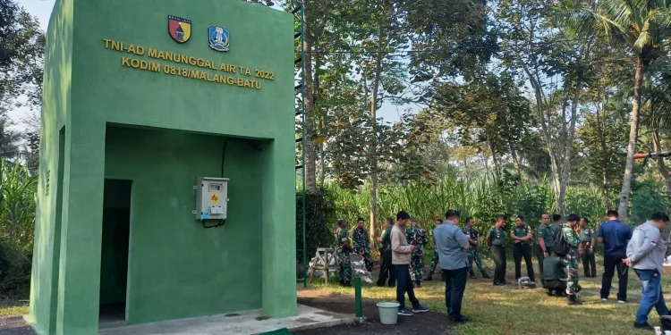 Sumur bor pemberian TNI AD di Desa Pringu, Kecamatan Bululawang, Kabupaten Malang.
