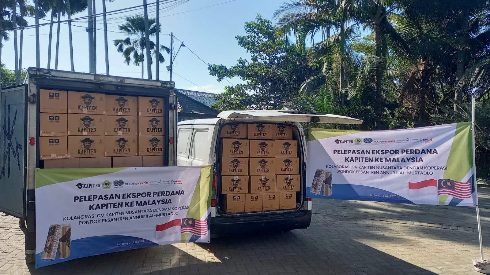 1.800 kaleng minuman merek Kapiten siap dikirim ke Malaysia.