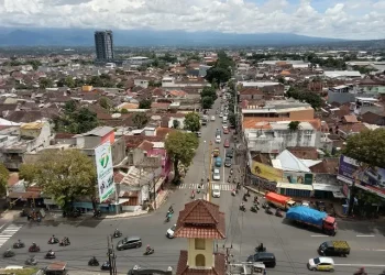 Ilustrasi perumahan dan permukiman di Kota Malang.