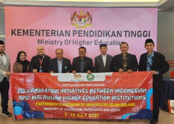 Para delegasi Unisma saat berada di kementerian pendidikan tinggi Malaysia.