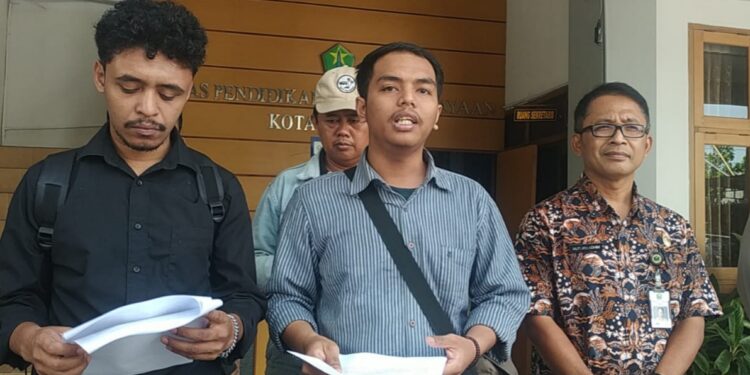 MCW mengungkap data dugaan kecurangan PPDB Kota Malang.