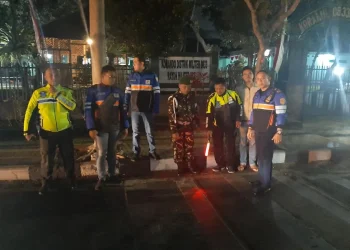 Penggantian speed trap karet ban yang ada di Jalan Kahuripan, Kota Malang.