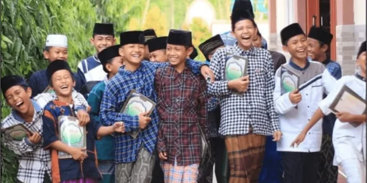 Seputar santri dan pondok pesantren.