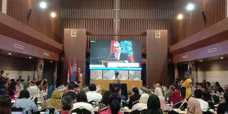 Ketua DPD Mahukipi Jatim, Prof Tongat dalam Penataran Hukum Pidana Nasional.