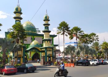 Masjid An-Nuur Kota Batu menjadi salah satu tempat yang dilarang dipasang baliho kampanye.
