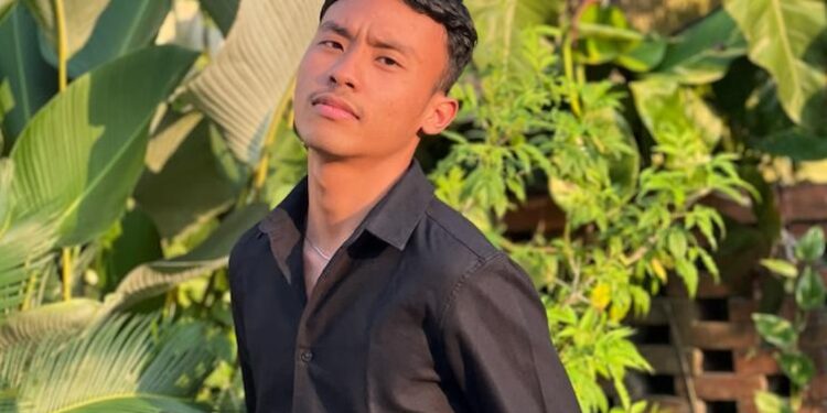 Sosok Muhamad Eka Ariwibowo atau Ari.Wibxwx.