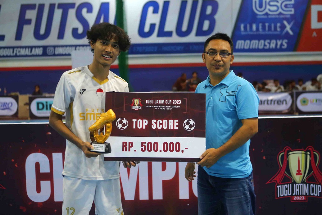 Muhammad Bima Sakti dari SMKN 2 Surabaya menjadi top score Tugu Jatim Cup 2023.