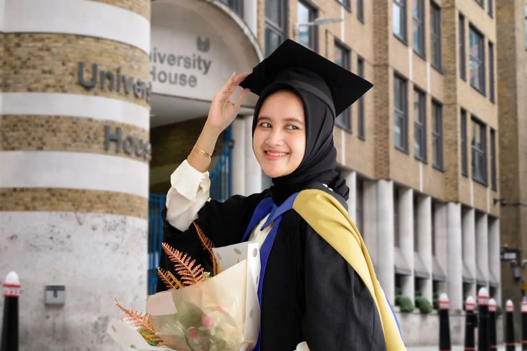 Wardah Nafisah, cucu Alm. KH Abdul Hamid Pasuruan, putri KH Idris Hamid.