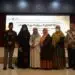 Wakil Dekan 1 FS, Evynurul Laily Zen SS MA PhD, bersama dosen sastra Arab yang hadir pada pembukaan Mahrojan Araby XVII.