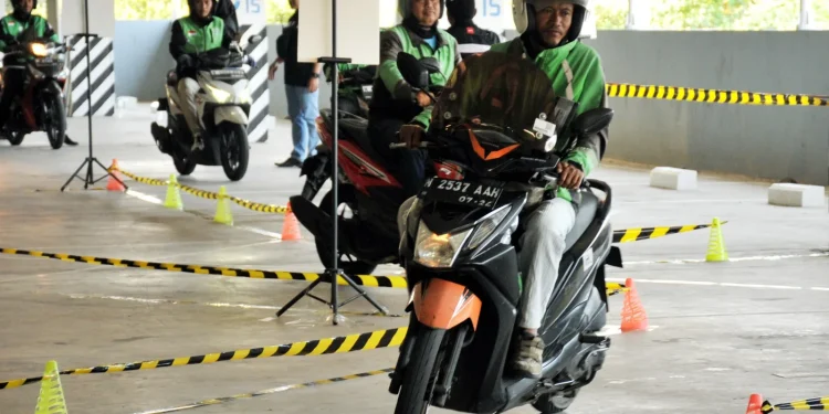 mitra gojek malang