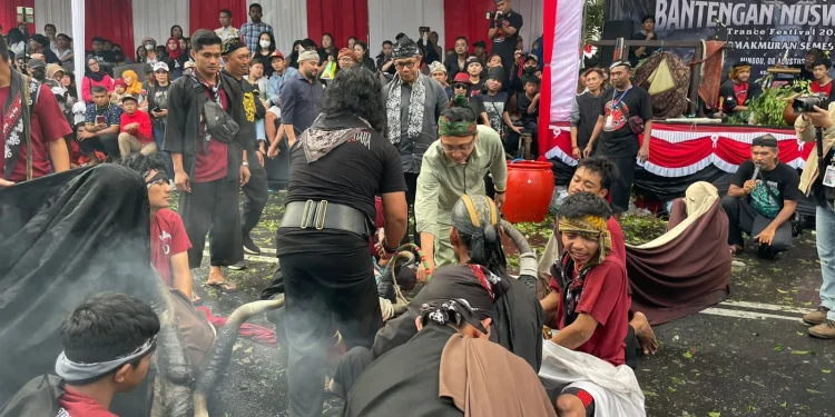 Cak Udin dukung penuh Kesenian Bantengan di event nasional dan Internasional