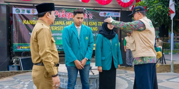 rektor unisma,Unisma - Lepas 1.023 Mahasiswa, Rektor Unisma Dorong Ekspansi KSM Tematik Nusantara