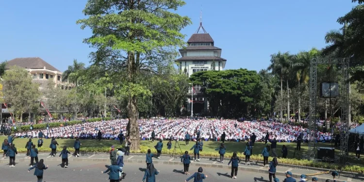 mahasiswa baru UB