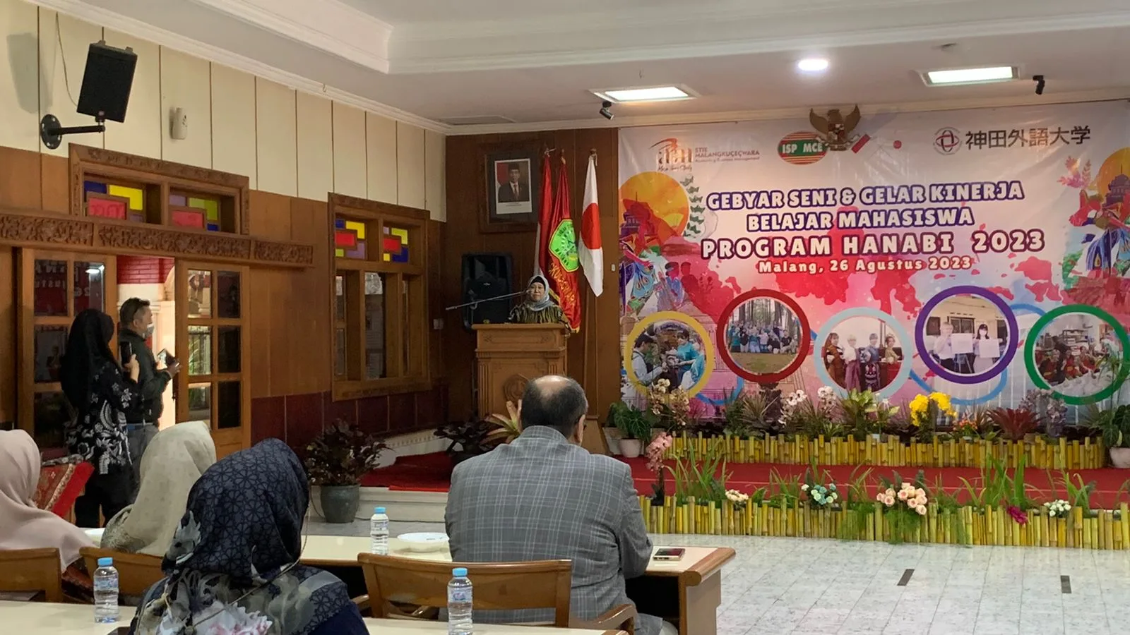 Pembukaan Gebyar Seni dan Gelar Kinerja Belajar Mahasiswa Program Hanabi.