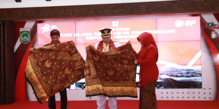 Batik Garudeya kini resmi menjadi batik khas Kabupaten Malang.