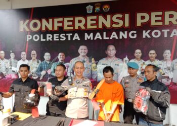 Polresta Malang Kota mengungkap kasus pencurian motor bersenjata tajam.