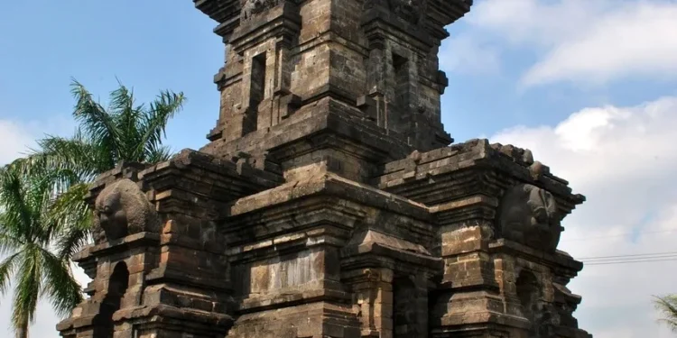 Candi Singosari.
