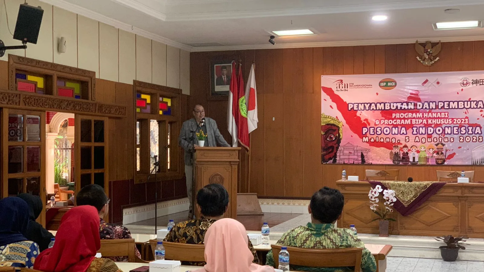 Ketua STIE Malangkucecwara Drs Bunyamin.