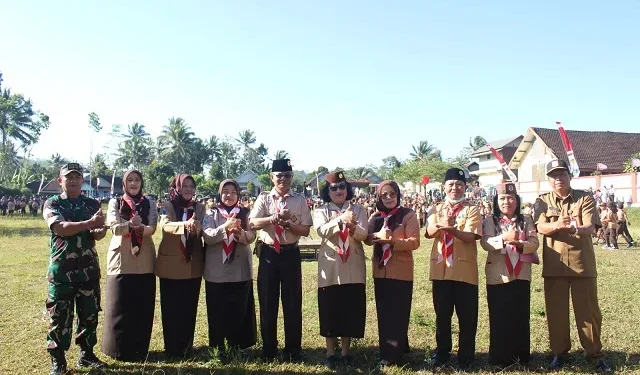 Foto bersama Ketua Kwaran Tirtoyudo.