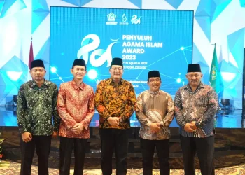 Wakil Bupati Malang, Didik Gatot Subroto hadir dalam Penyuluh Agama Islam Awards 2023.