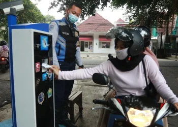 Pelayanan E-Parkir di Stadion Gajayana, Kota Malang yang digagas di pemerintahan Wali Kota Malang Sutiaji.