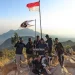 Penulis saat berada di puncak Gunung Puthuk Gragal.