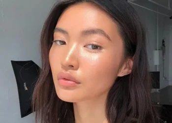 Ilustrasi hasil make up natural cocok untuk pemula.