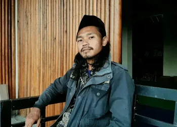 Yusron Hapizullah.
