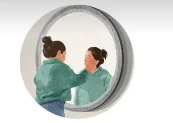 Ilustrasi Perempuan yang sedang menguatkan dirinya sendiri.
