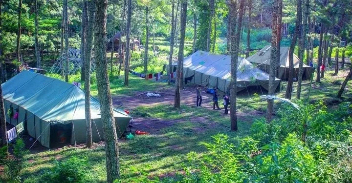 Tenda di bumi perkemahan Bedengan yang biasa dirikan oleh pengunjung.