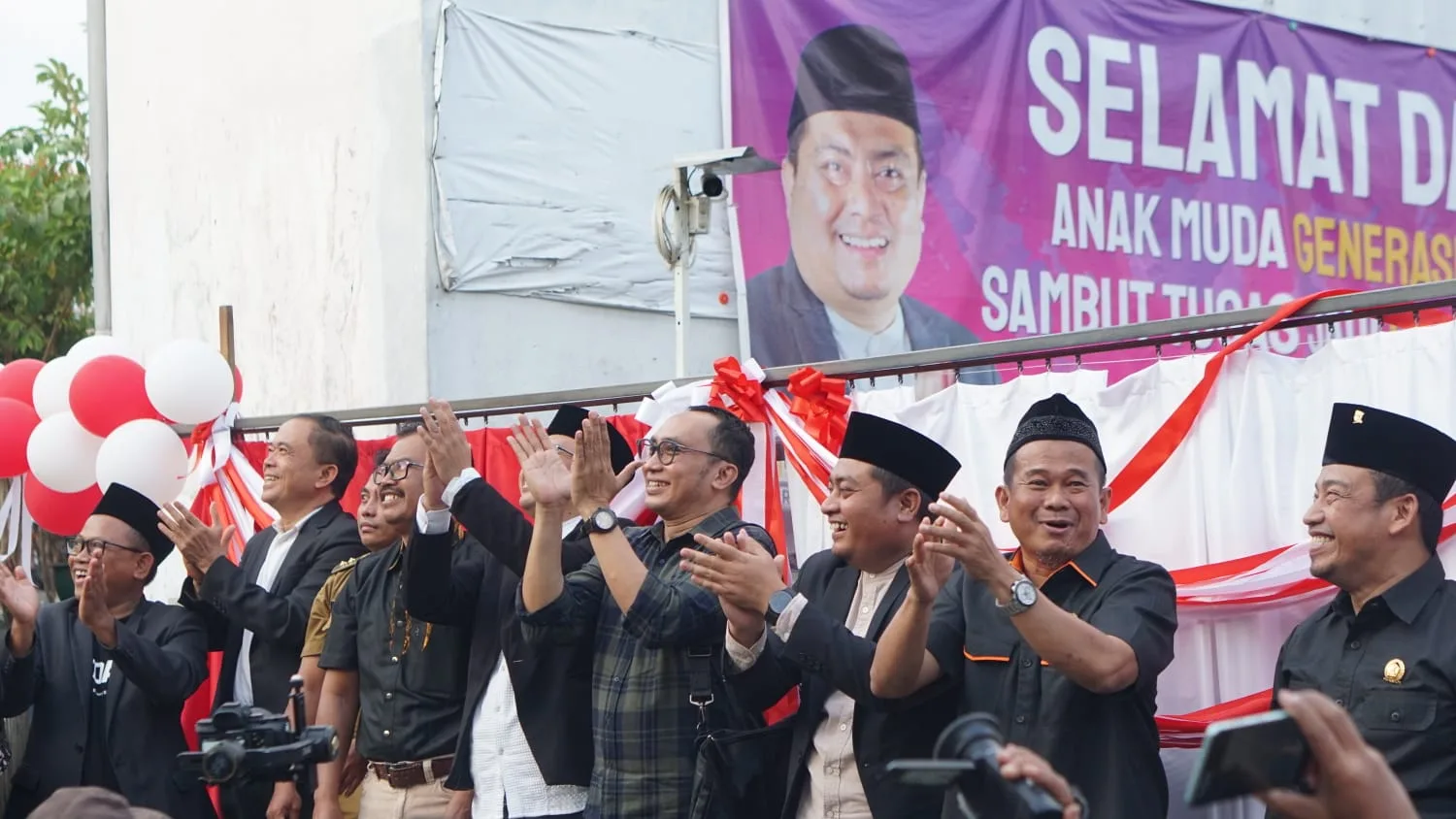 Para jajaran NGG sedang berfoto bersama. 