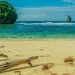 Potret Pantai Watu Leter.