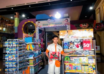 Potret Toys Kingdom diskon 50 persen.