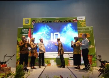 Pj Wali Kota Batu Aries Agung Paewai meresmikan inovasi Dinas Pertanian bernama Sartani Gaya (Sejahtera Petani Bahagia dan Berdaya), Kamis (14/9/2023).