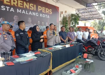 Kapolresta Malang Kota, Kombes Pol Budi Hermanto mengungkap modus pencurian motor di Kota Malang.
